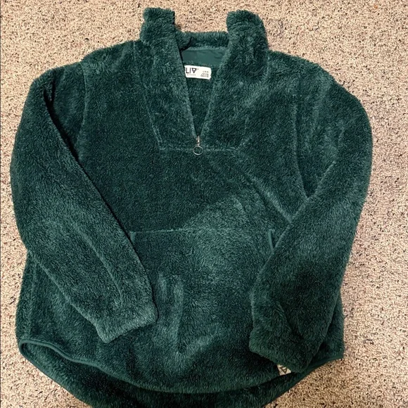 Liv Outdoor Women's Green Fleece Sweater - Picture 1 of 6